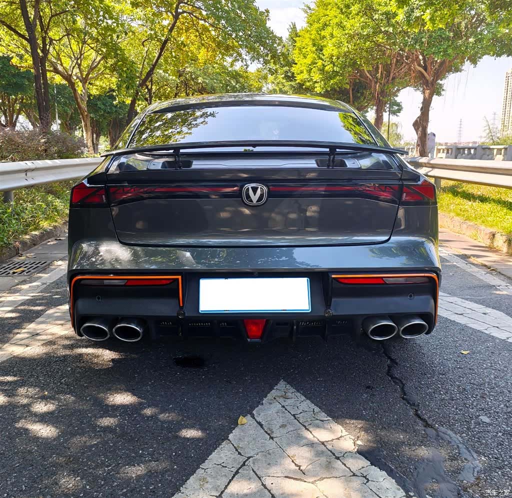 Changan UNI-V, 2022 10