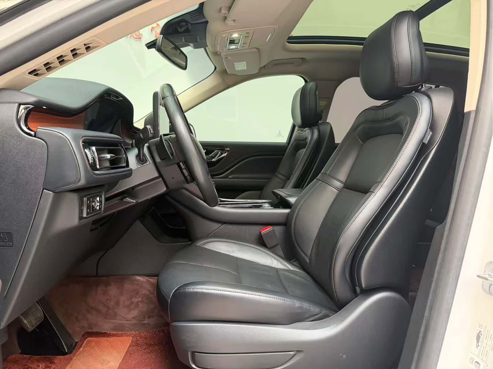 Lincoln Aviator, 2024 4