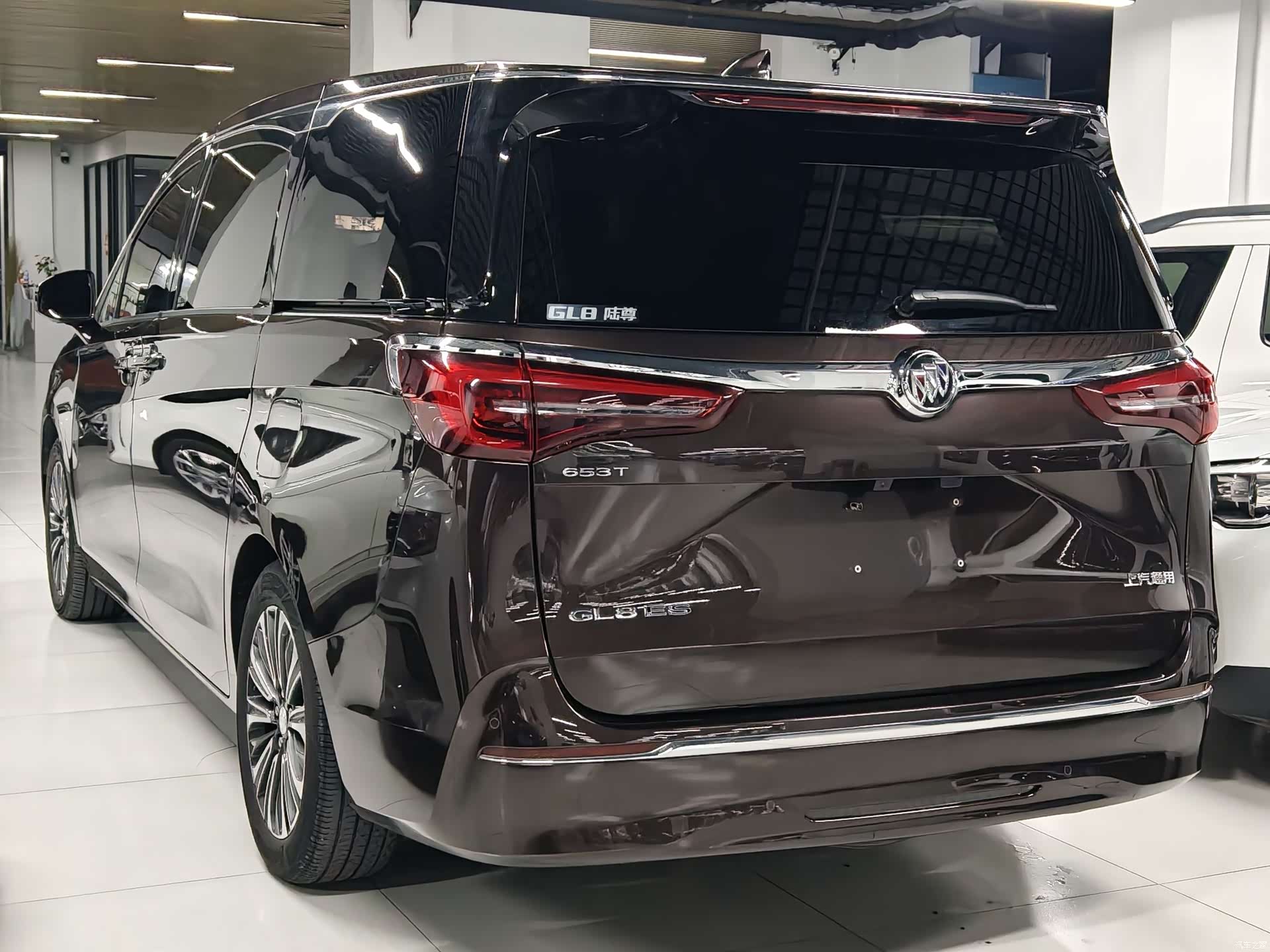Buick GL8, 2021 4