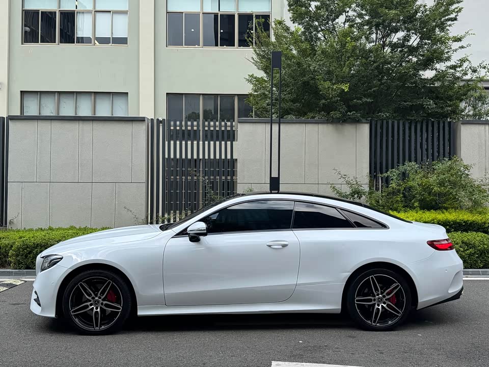 Mercedes-Benz E-class Mercedes-Benz E-class