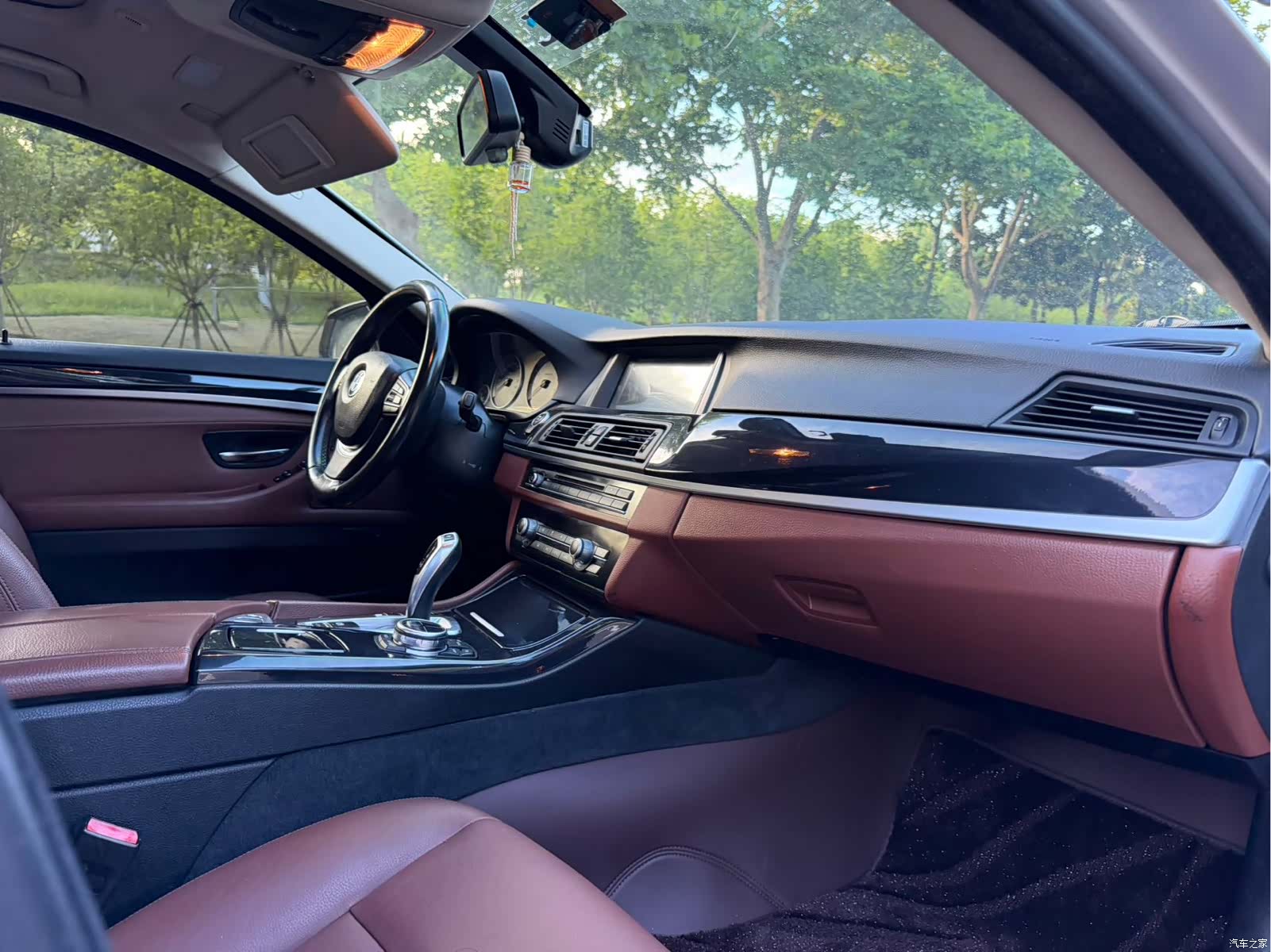 BMW 5 Series, 2016 11