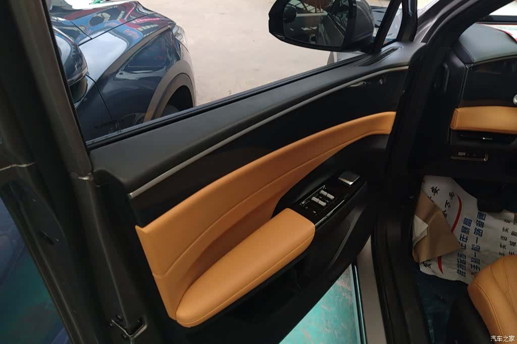Geely Galaxy L7, 2025 7