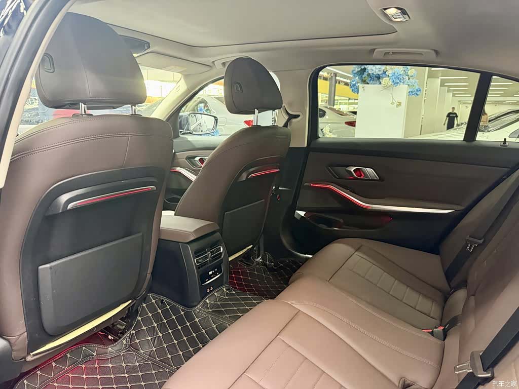 BMW 3 Series, 2021 11