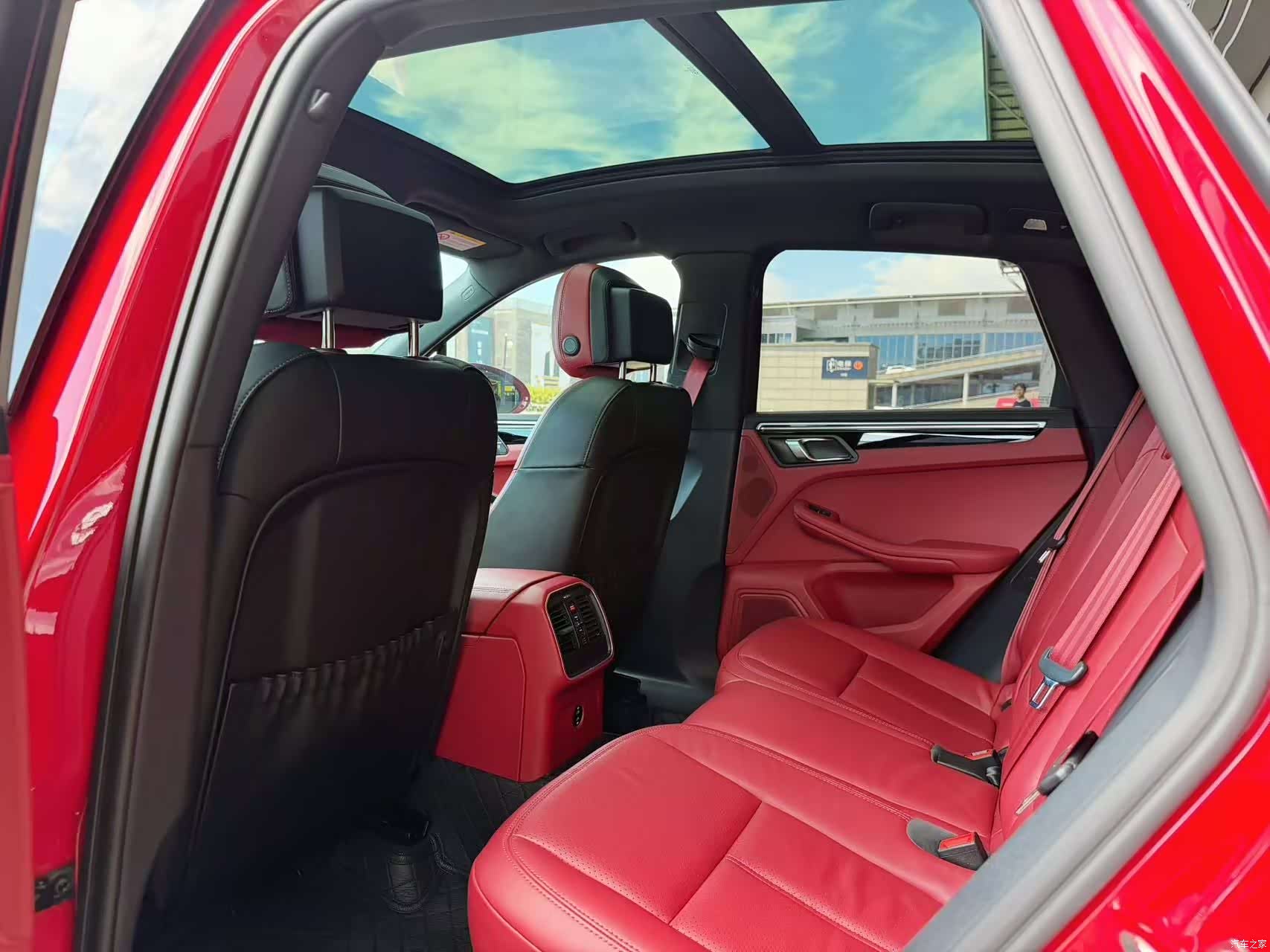 Porsche Macan, 2023 6