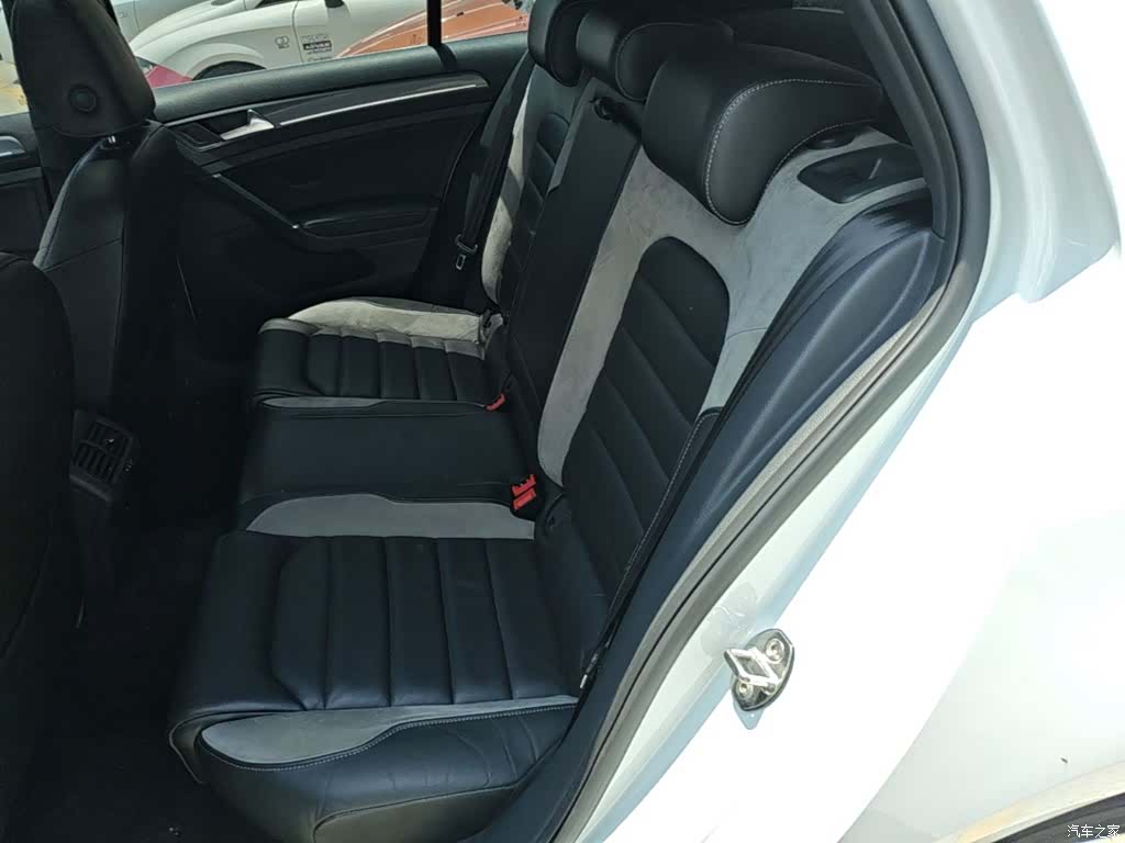 Volkswagen Golf, 2017 17