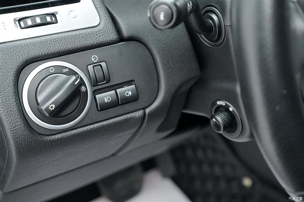 Land Rover Range Rover, 2011 8