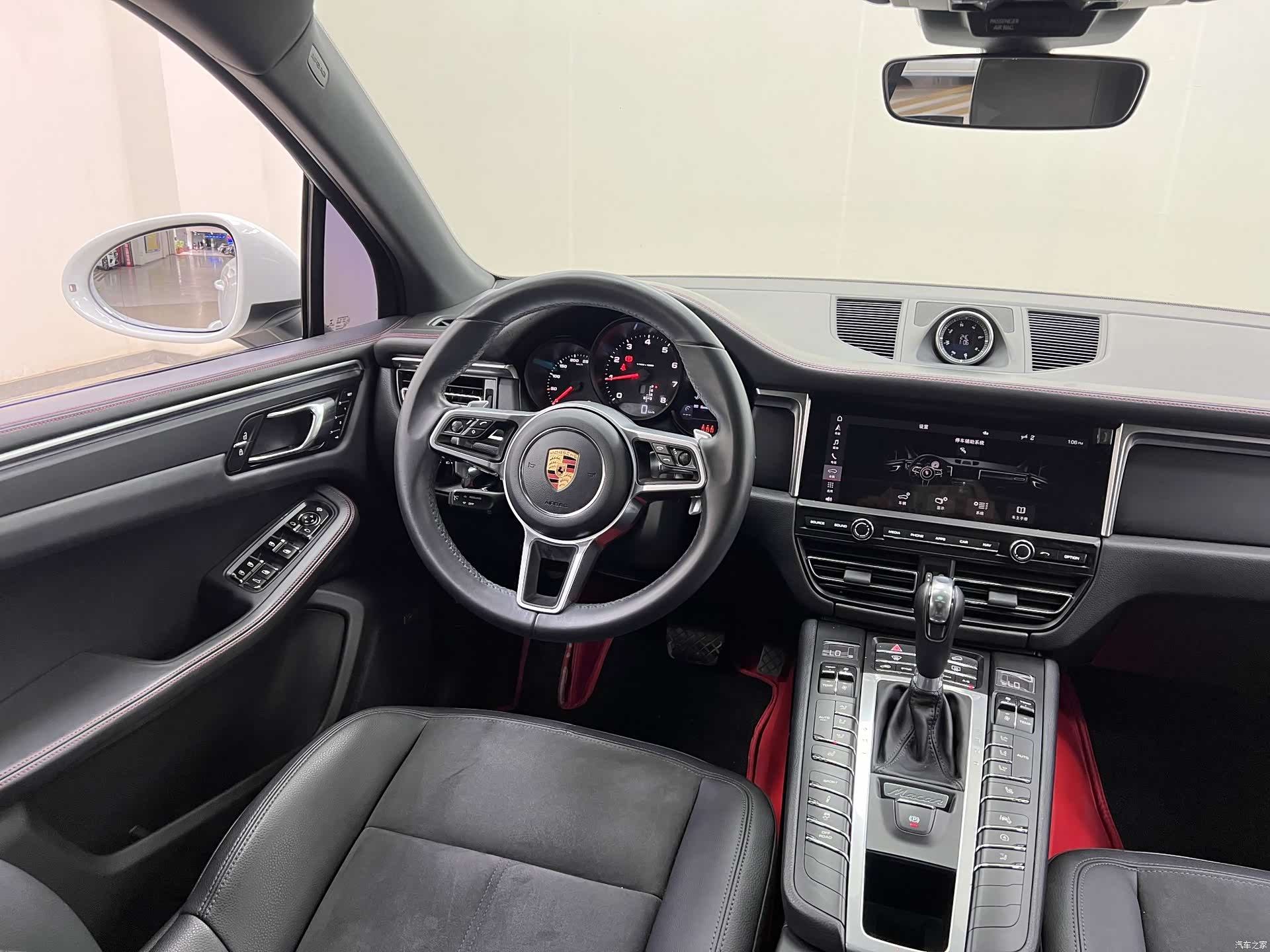 Porsche Macan, 2020 25