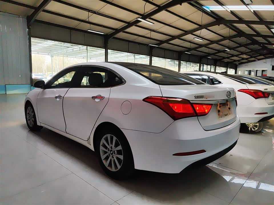 Hyundai Name picture