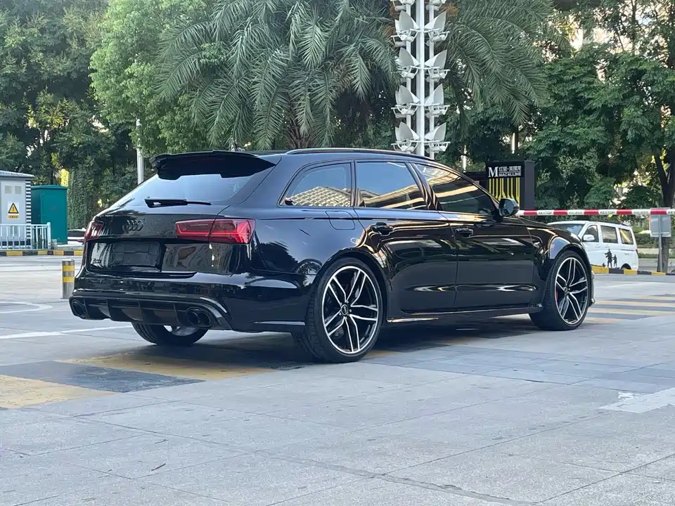 Audi RS 6 Audi RS 6