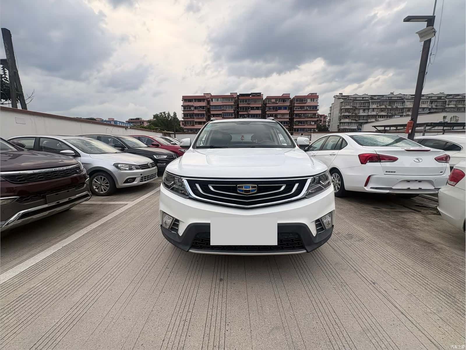 Geely X6, 2018 3