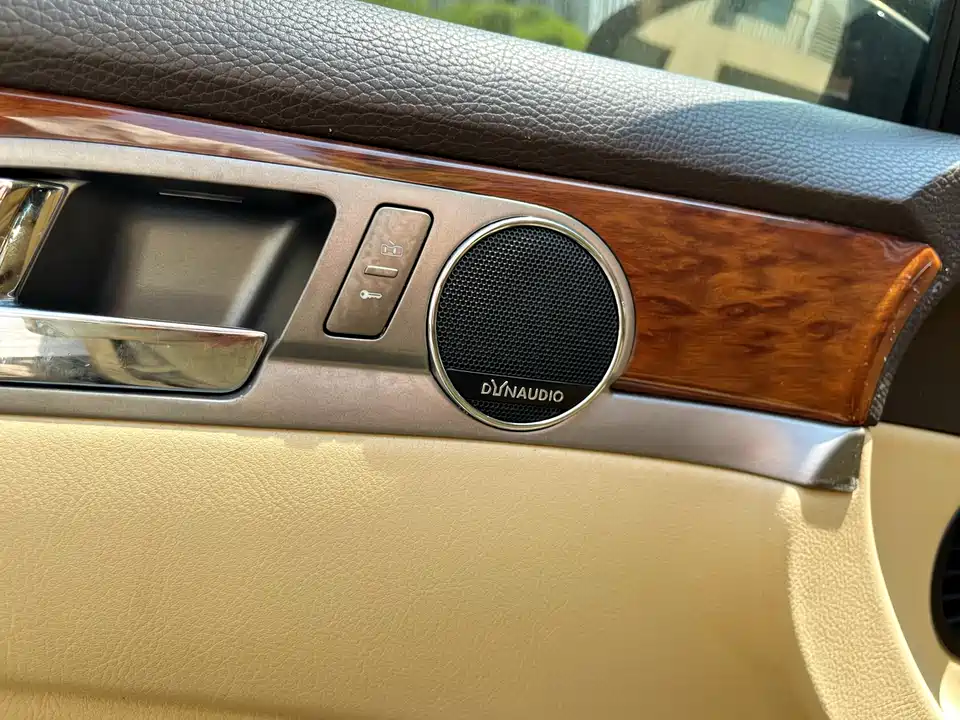 Volkswagen Phaeton
