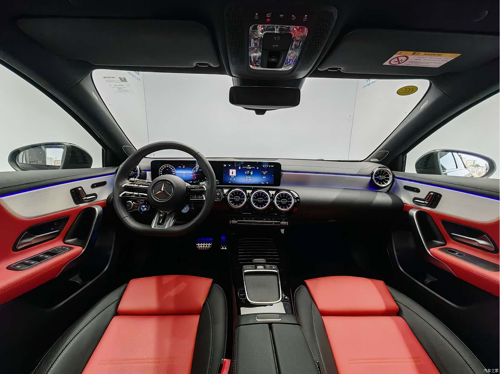 Mercedes-Benz A-Class, 2025 10