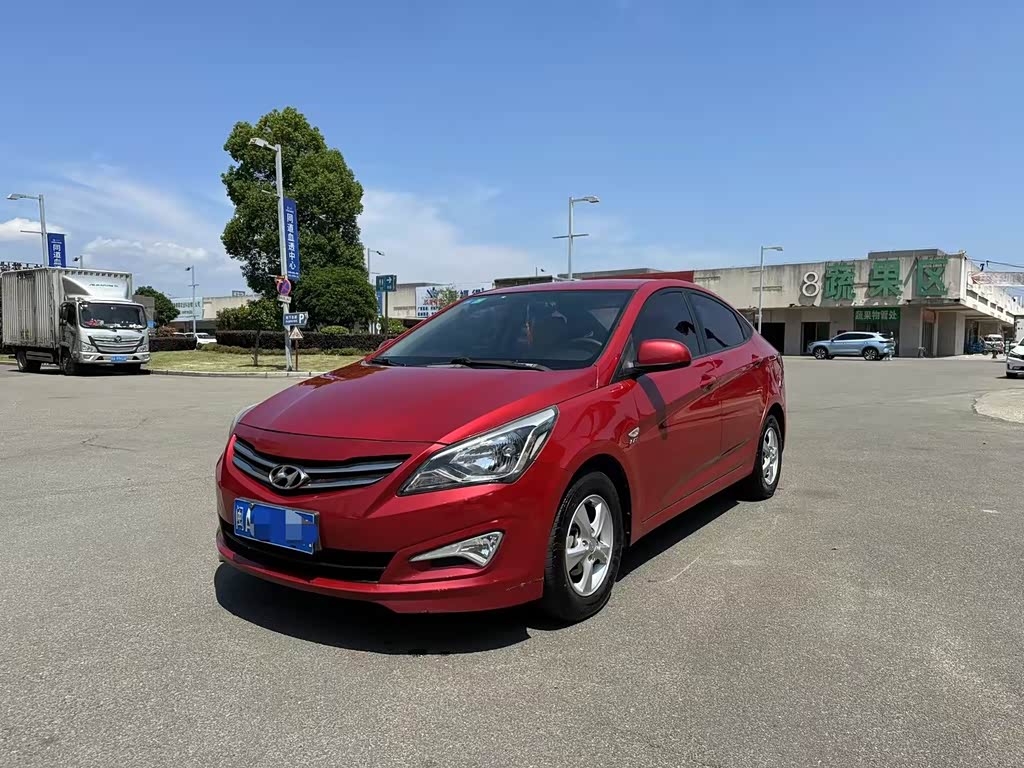 Hyundai 2014 1.4L AT GLS