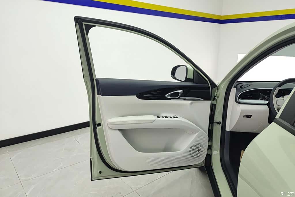 Geely Xingyuan, 2025 7