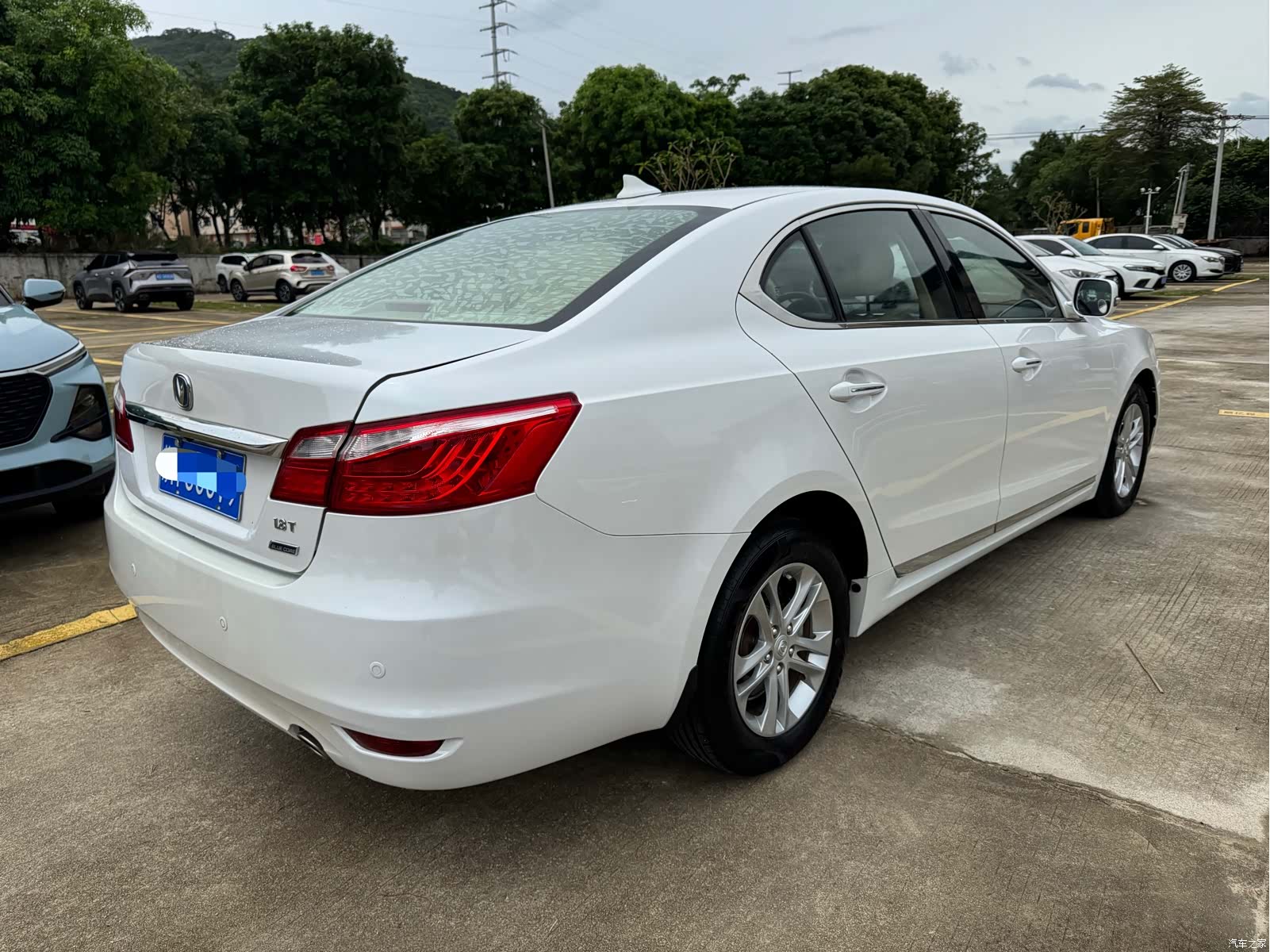 Changan V, 2015 6