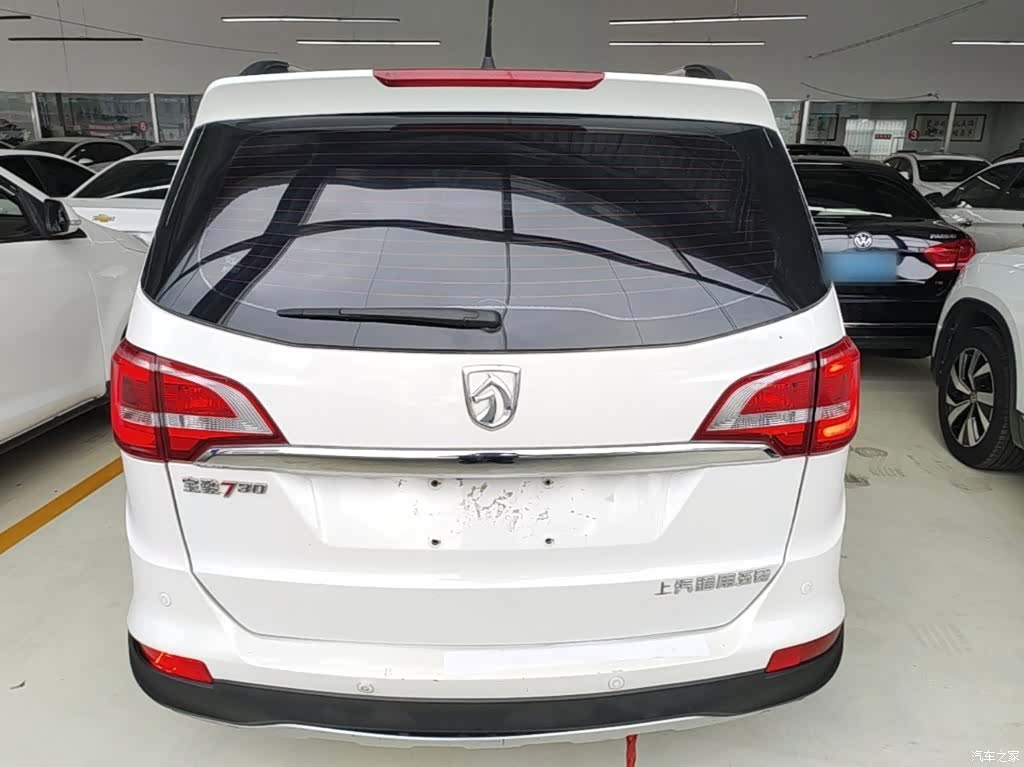 Wuling 730, 2018 6