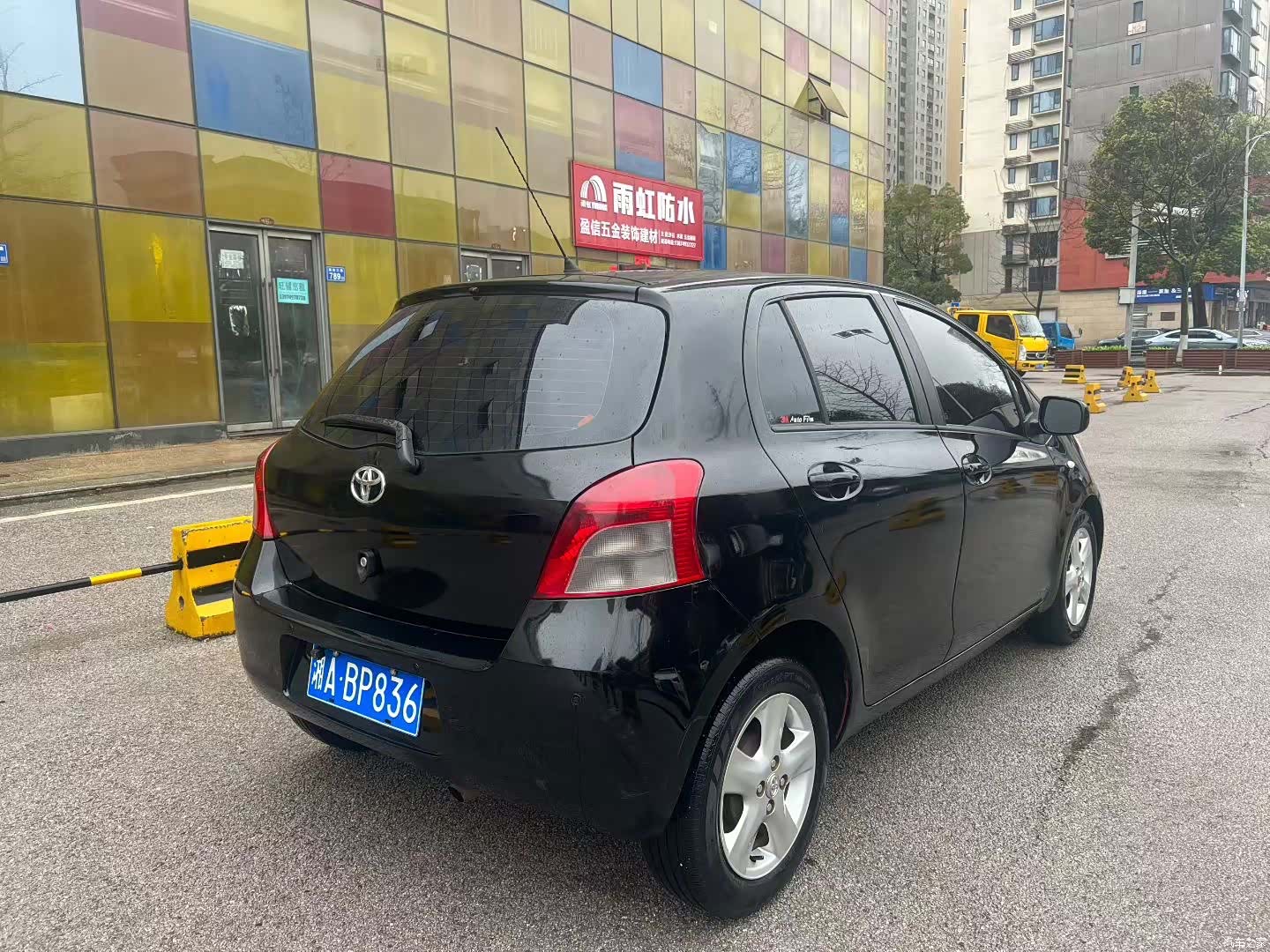 Toyota 1.6E, 2010 9