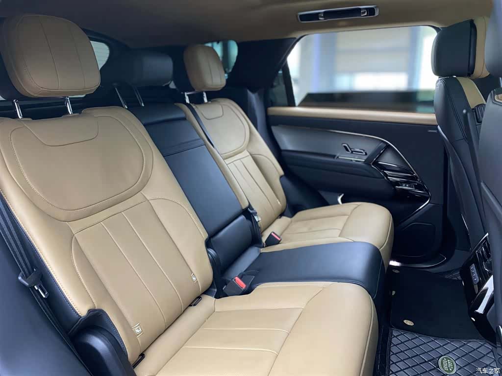 Land Rover Range Rover, 2023 12
