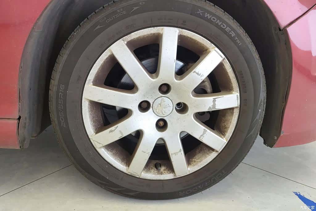 Peugeot 308, 2013 6