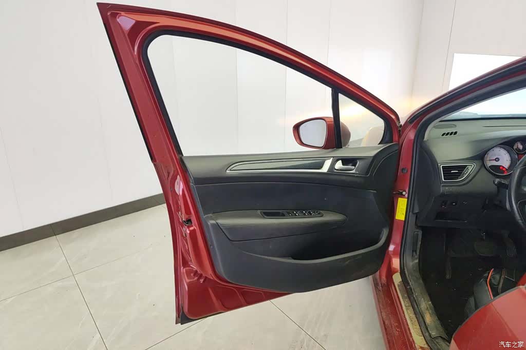 Peugeot 308, 2013 7