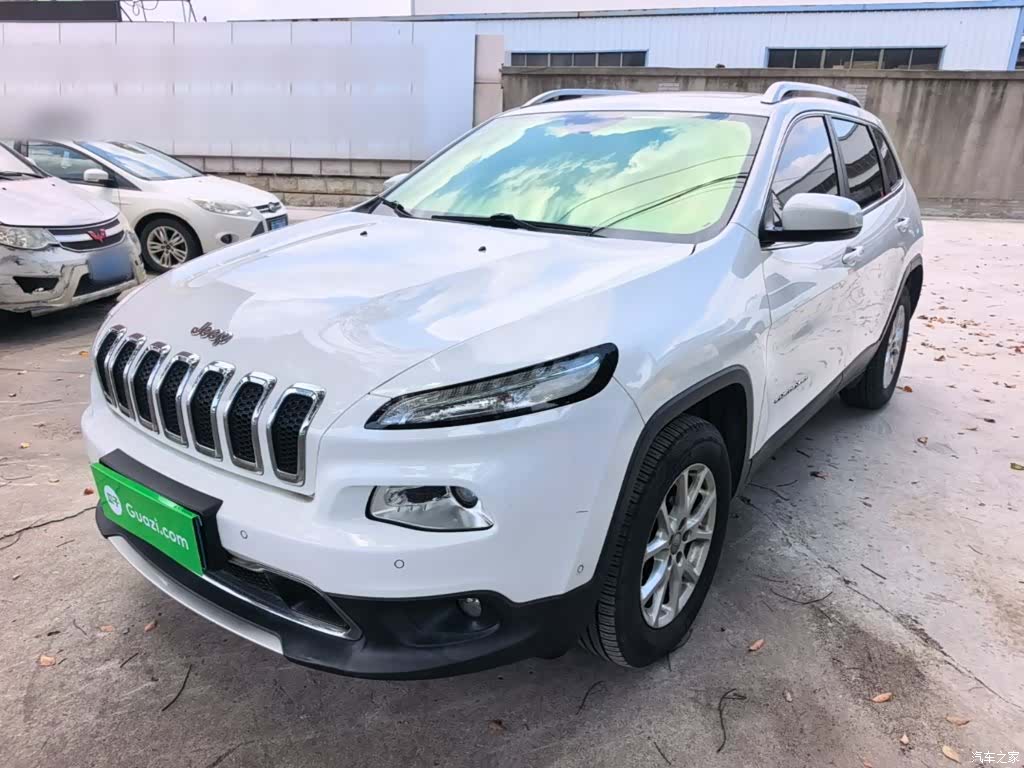 Jeep Cherokee, 2017 1