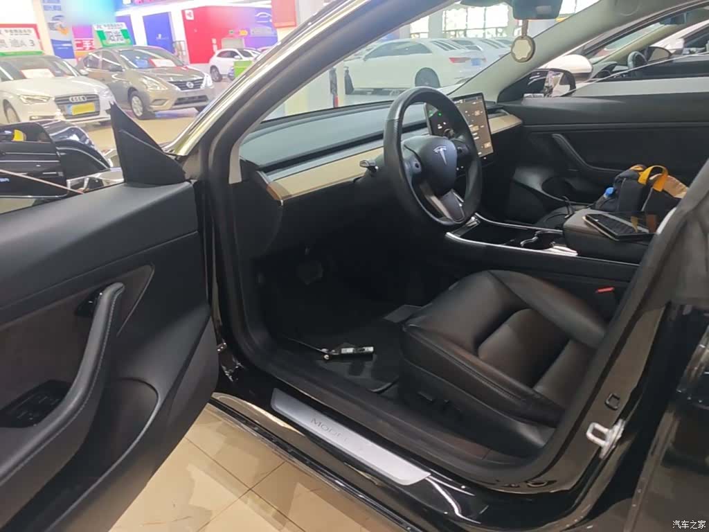 Tesla Model 3, 2020 16