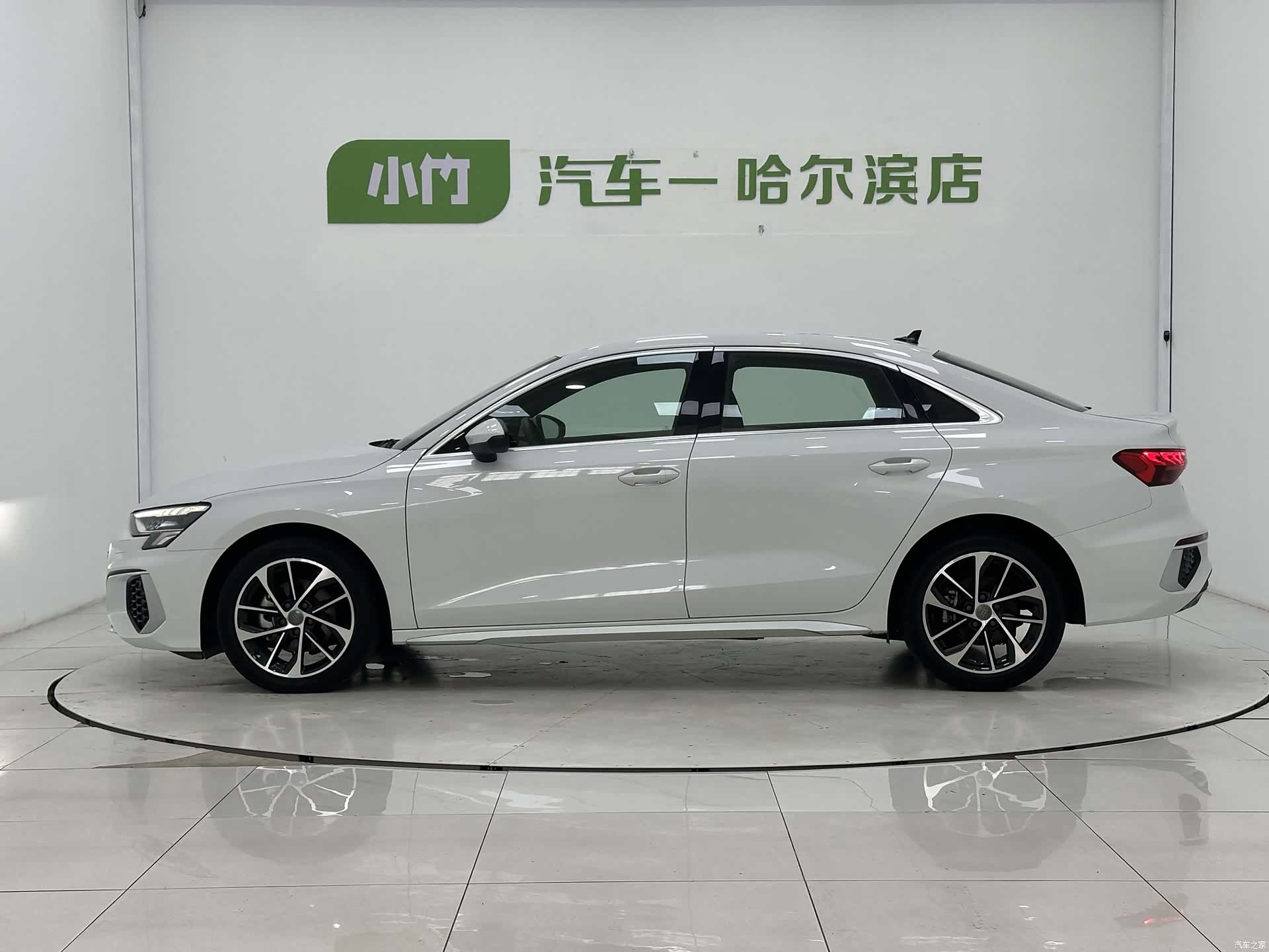 Audi A3, 2022 все фото
