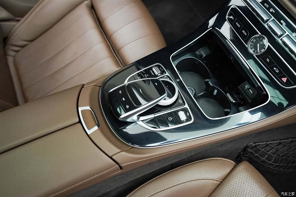 Mercedes-Benz E-Class, 2016 10
