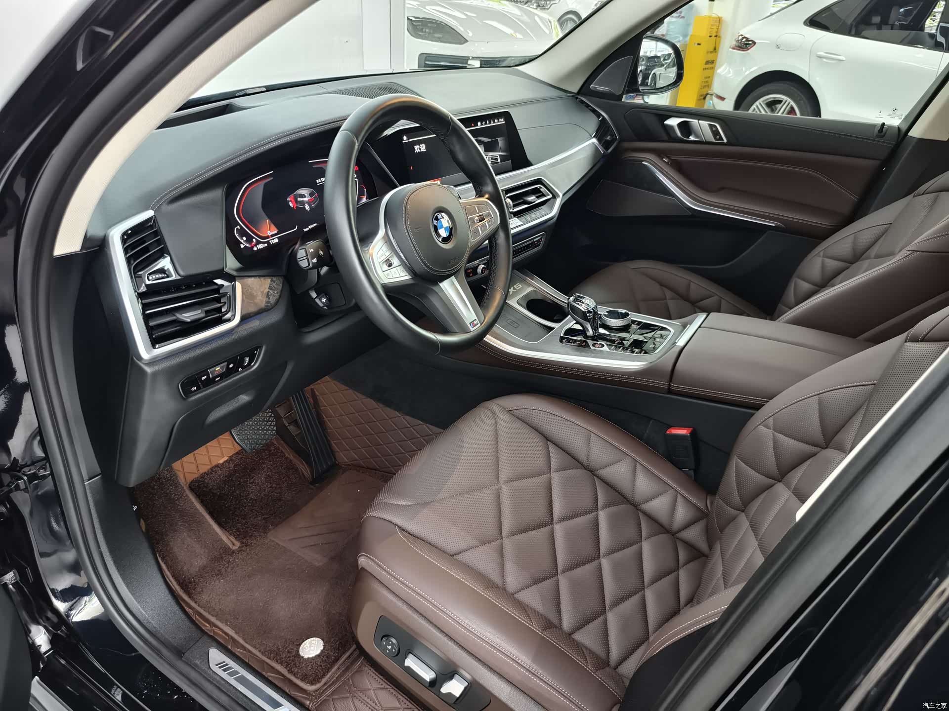 BMW X5, 2023 все фото