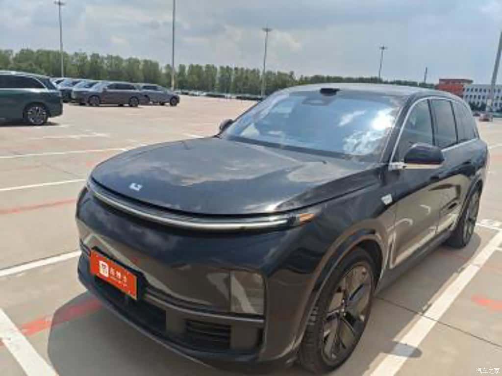 Li Auto L8, 2025 1