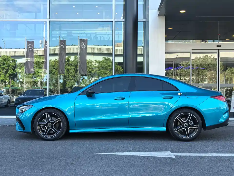 Mercedes-Benz CLA