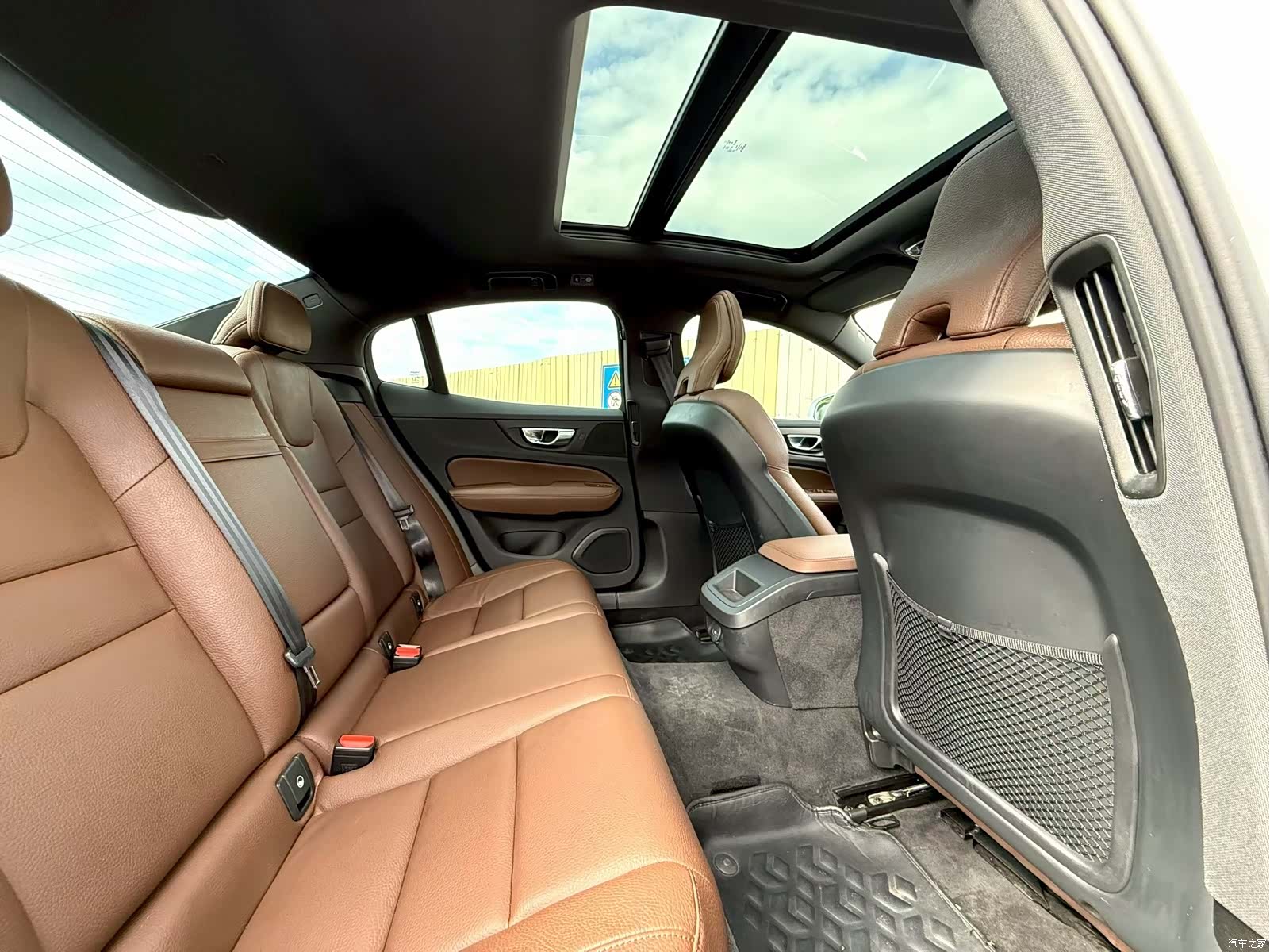 Volvo S60, 2022 6