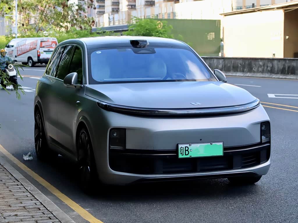 Li Auto L9