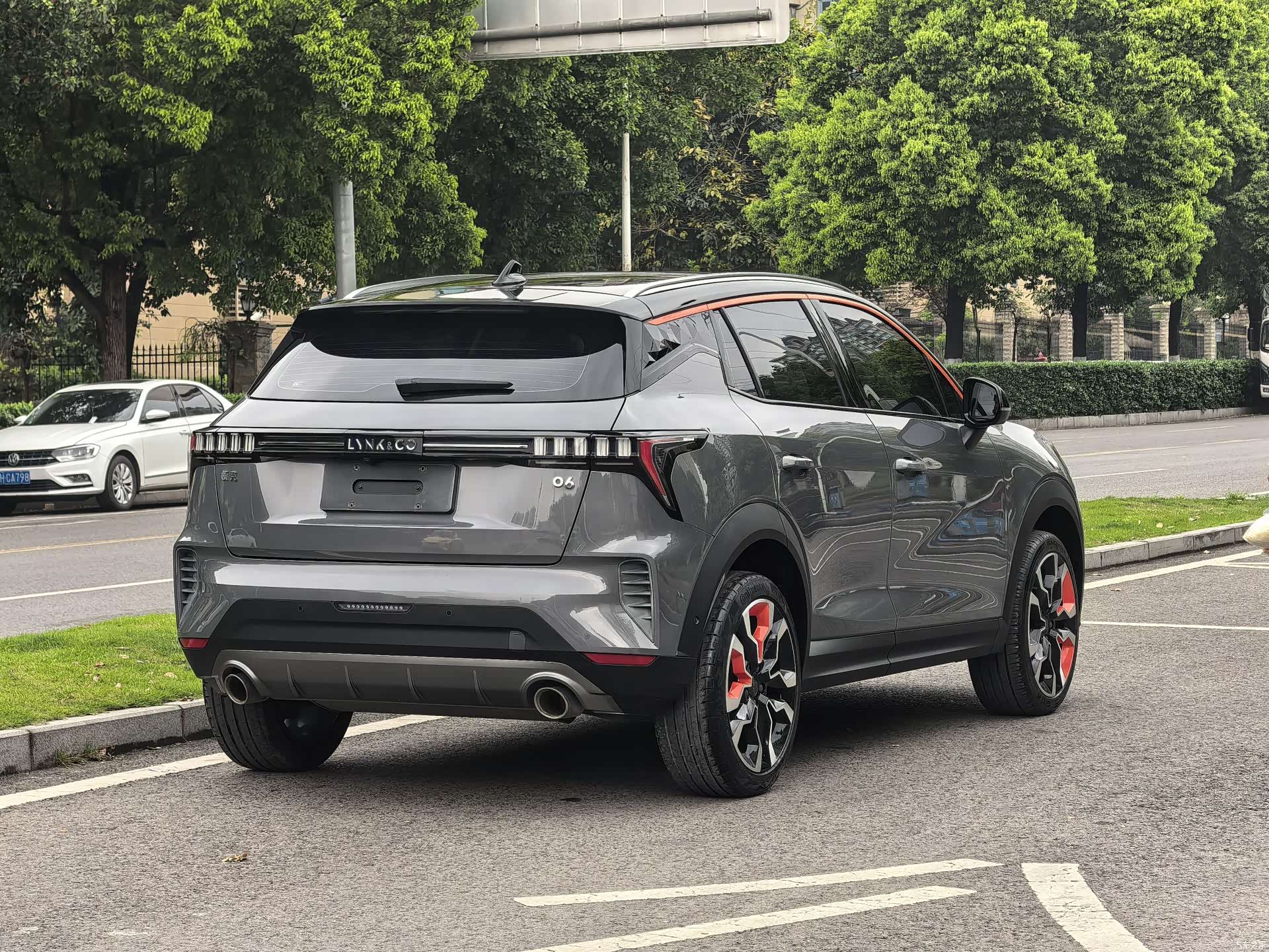 Lynk & Co 02, 2021 все фото
