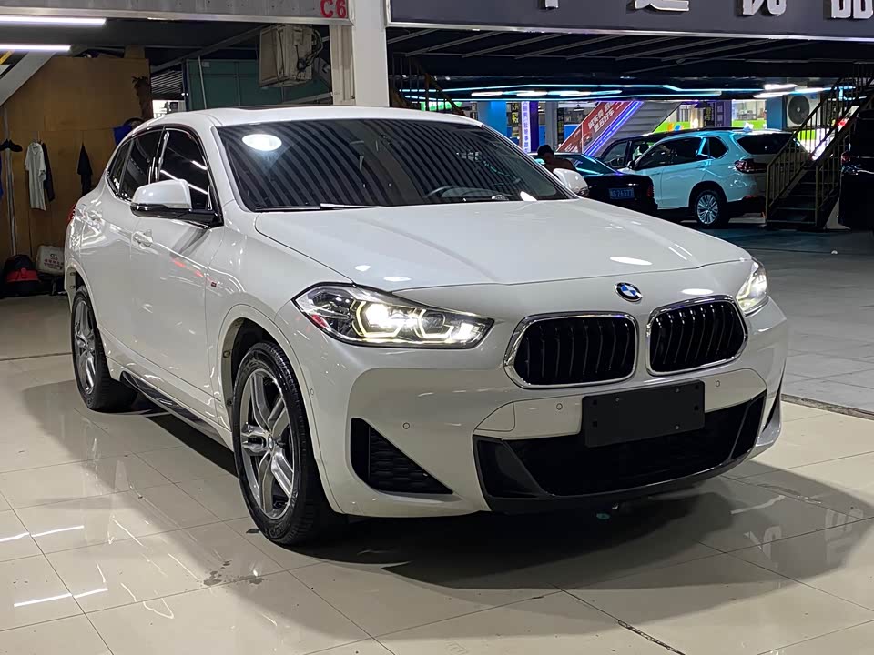 BMW X2