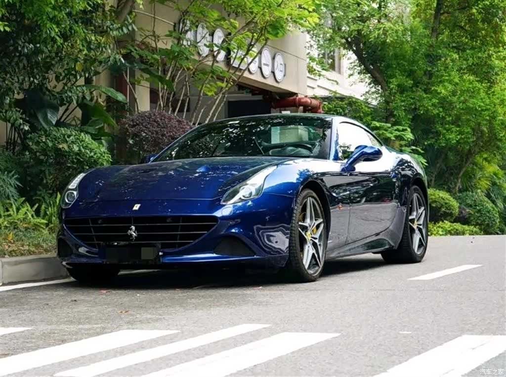 Ferrari California