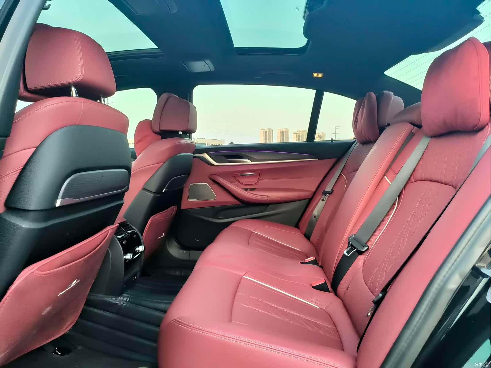 BMW 5 Series, 2023 15