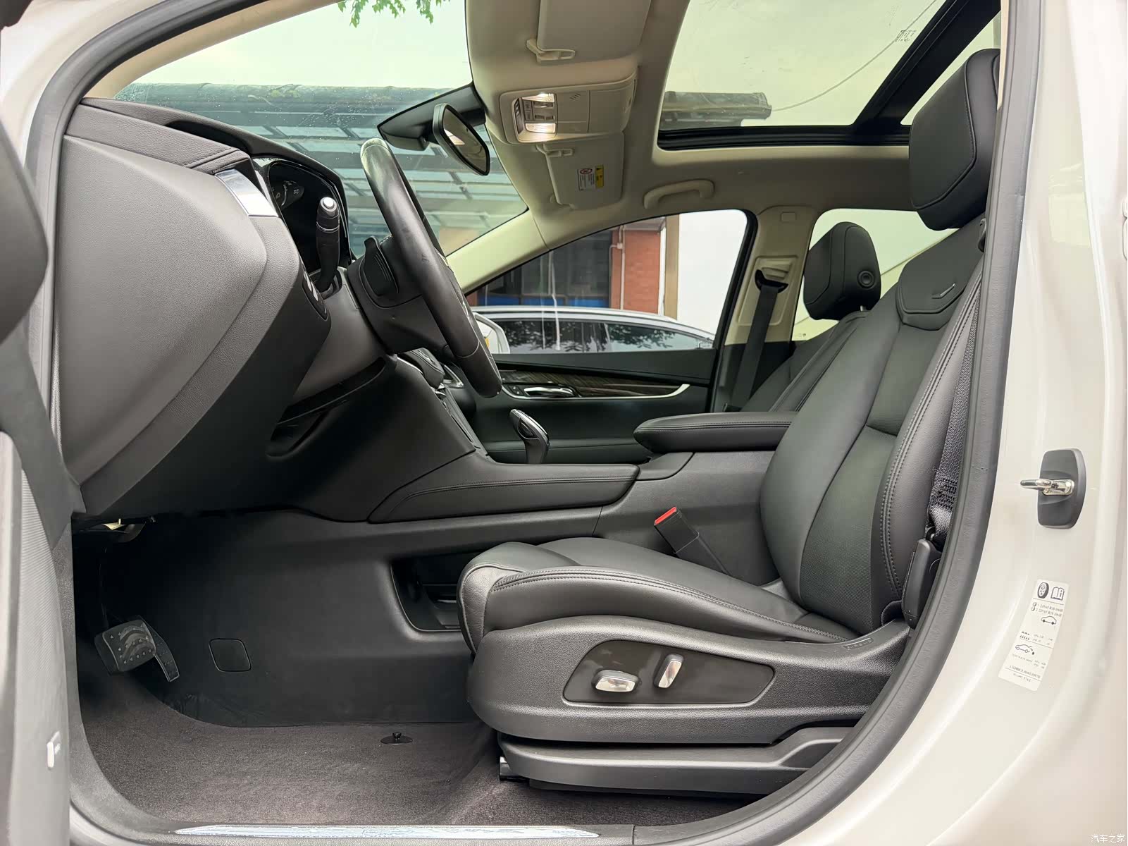 Cadillac XT5, 2016 13