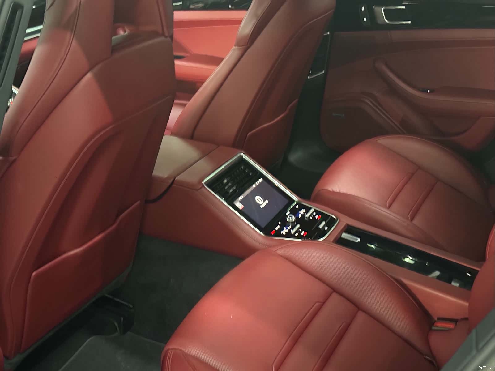 Porsche Panamera, 2022 7