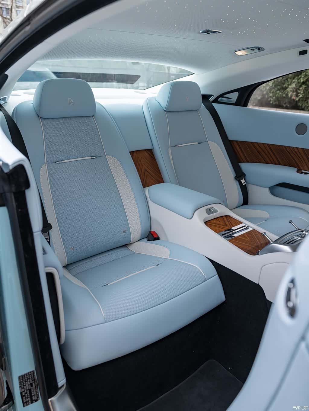 Rolls-Royce Wraith, 2017 23