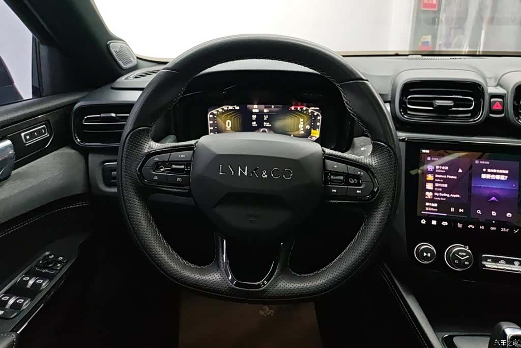Lynk & Co 02, 2022 15