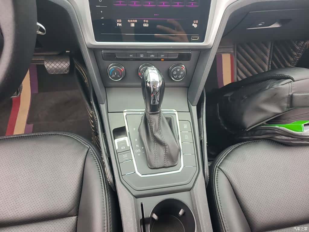 Volkswagen Lamando, 2017 14