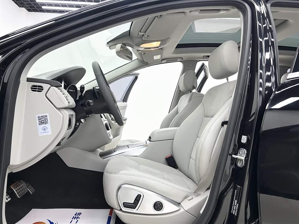 Mercedes-Benz R-class