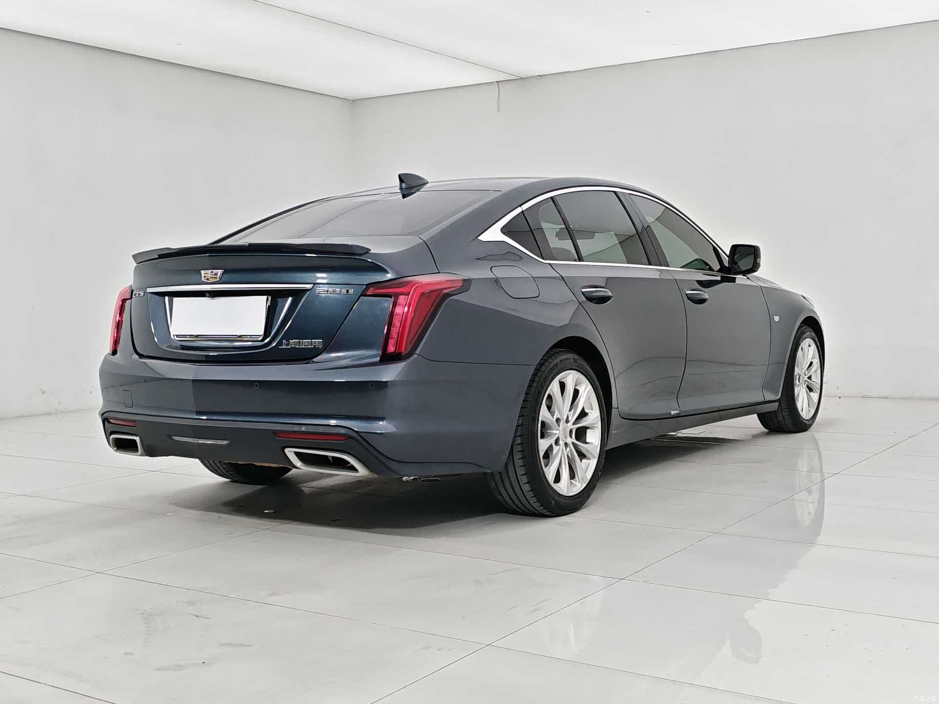Cadillac CT5, 2021 все фото