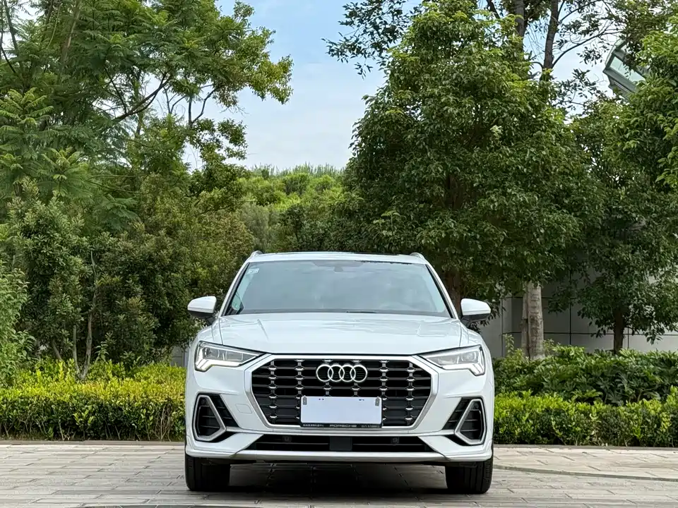 Audi Q3 Audi Q3