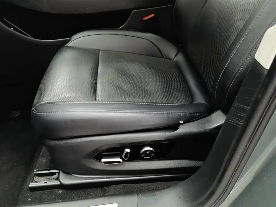 HarmonyOS Ask the world M5