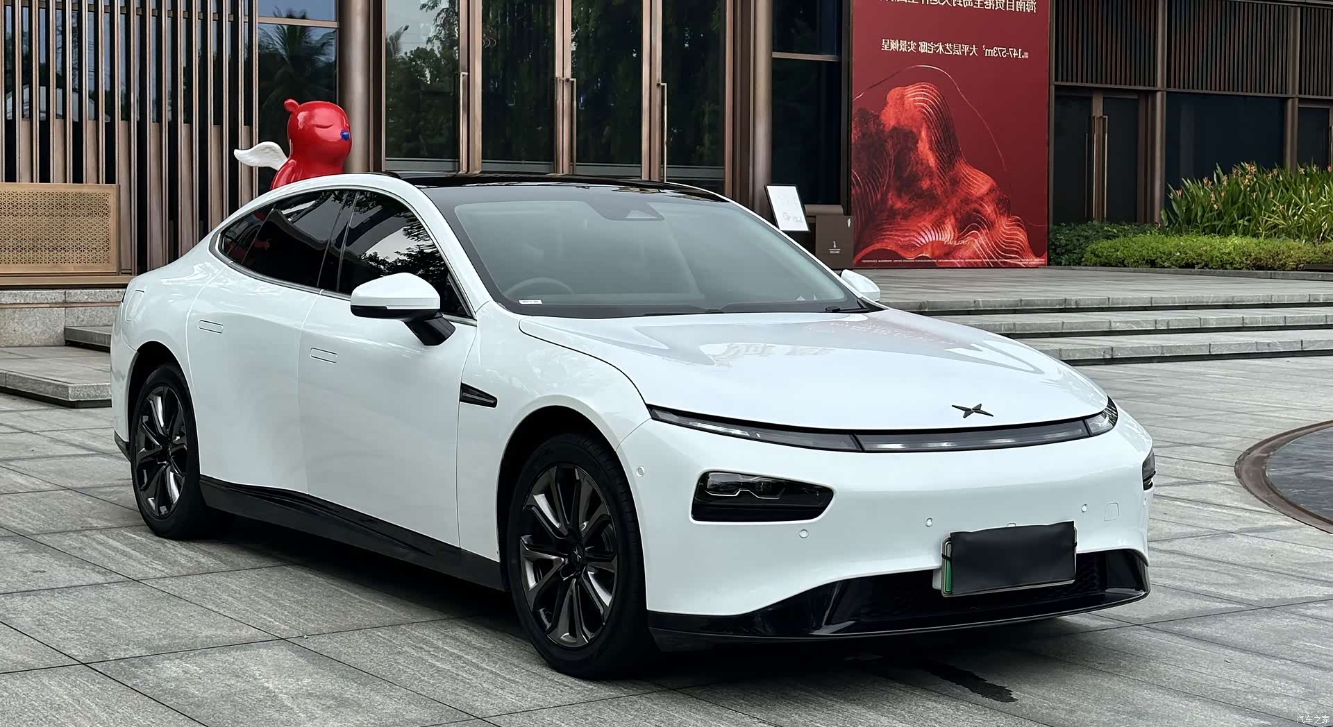 Xpeng P7, 2021 4