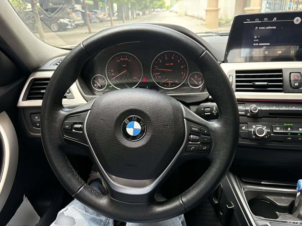 BMW 3 Series, 2015 11