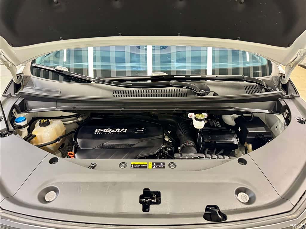 Trumpchi M8, 2025 11