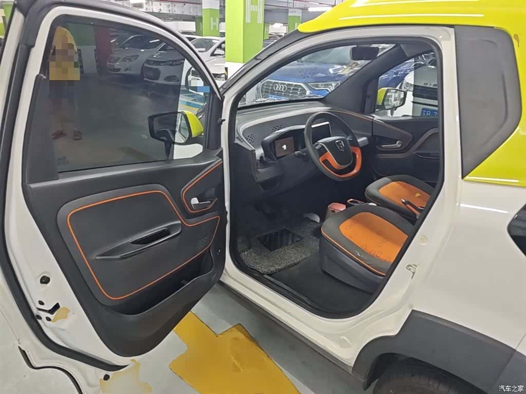 Wuling E100, 2019 16